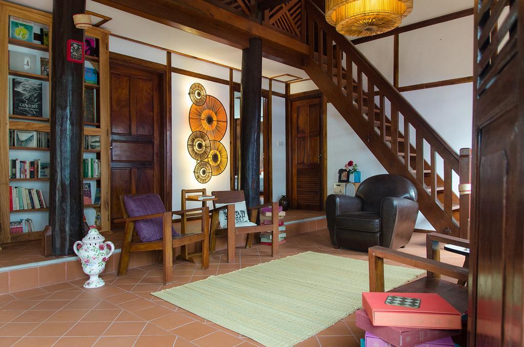 Le Bougainvillier Hotel Luang Prabang Exterior foto